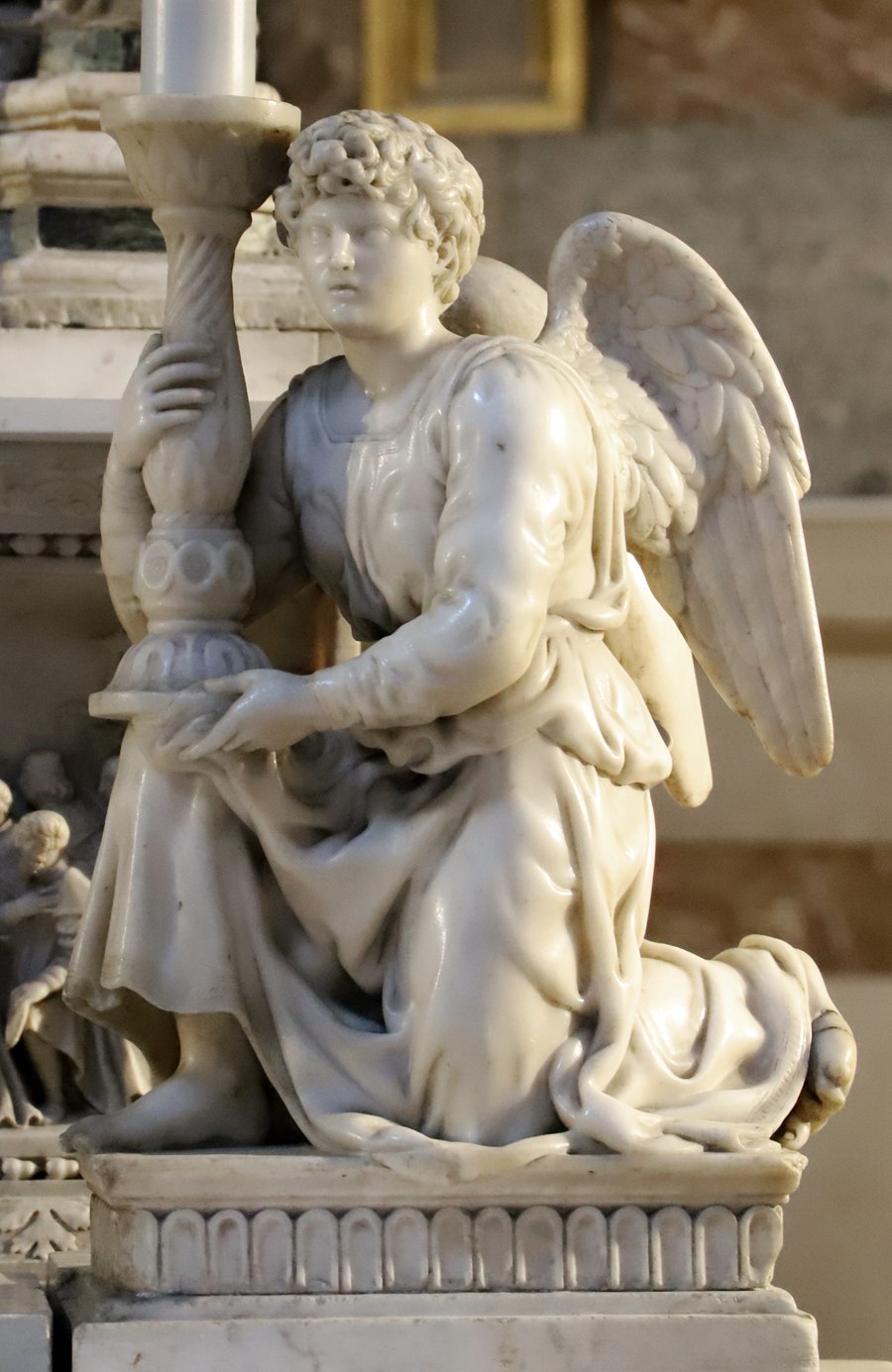Top 10 Famous Angel Statues and the Stories Behind Them