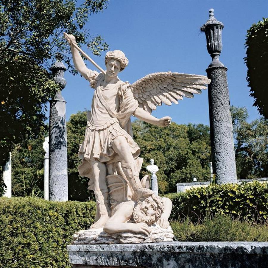 Top 10 Famous Angel Statues and the Stories Behind Them