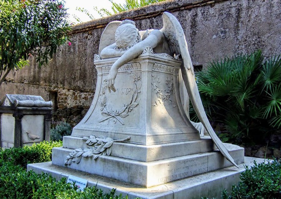 Top 10 Famous Angel Statues and the Stories Behind Them