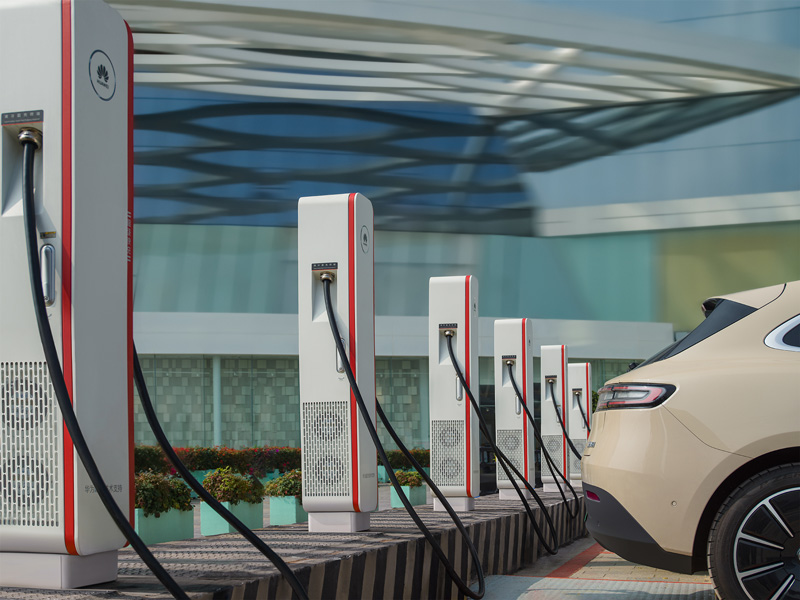 High-Quality Charging Everywhere | Huawei Announces Top 10 Trends for the 2025 Charging Network Industry