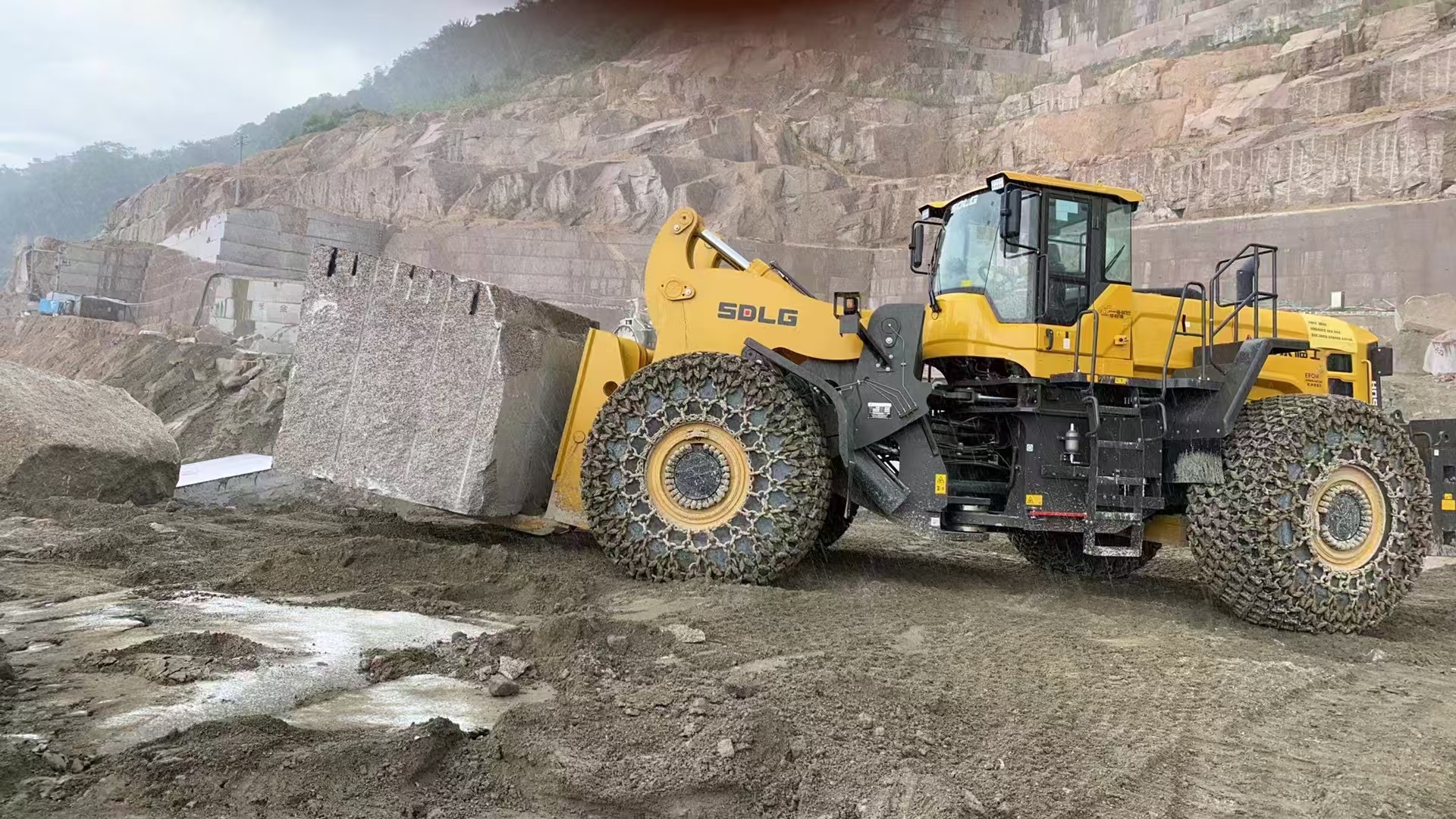 Malaysia's Construction and Mining Sectors Adopt Loader Tire Protection Chains