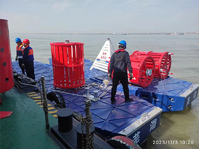 New material float project in the Wuhu Channel of the Yangtze River