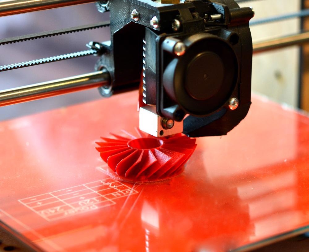 3D printing or injection molding？Which one do you choose?