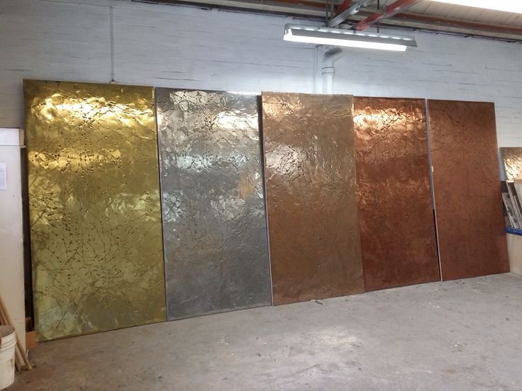 The collision of the texture of time and technology: exploring the unique charm of old stainless steel