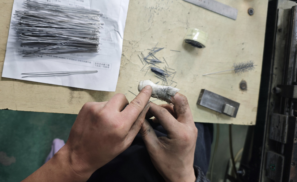 Learn from safety accidents and stick to production and service