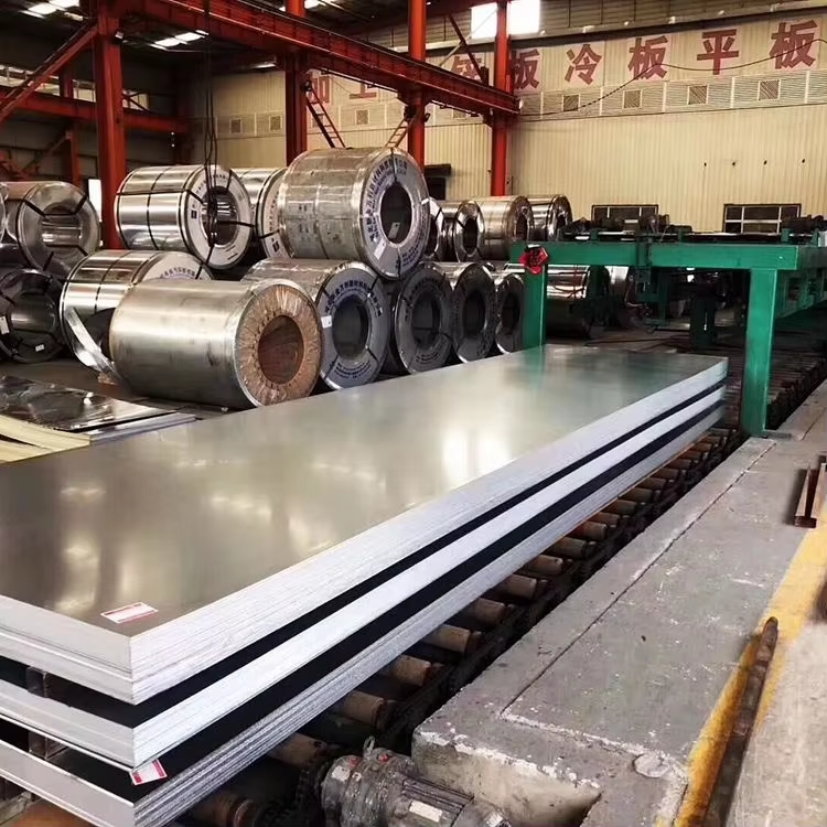 Galvanized steel refers to a steel plate with a layer of zinc on the surface.