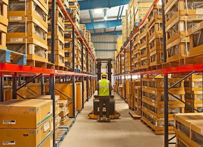 Warehousing & Logistics
