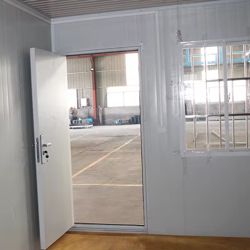 DETACHABLE CONTAINER HOUSE