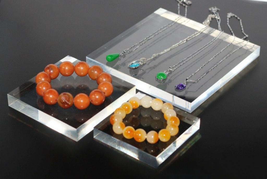 The Difference Between Crystal Acrylic and General Acrylic