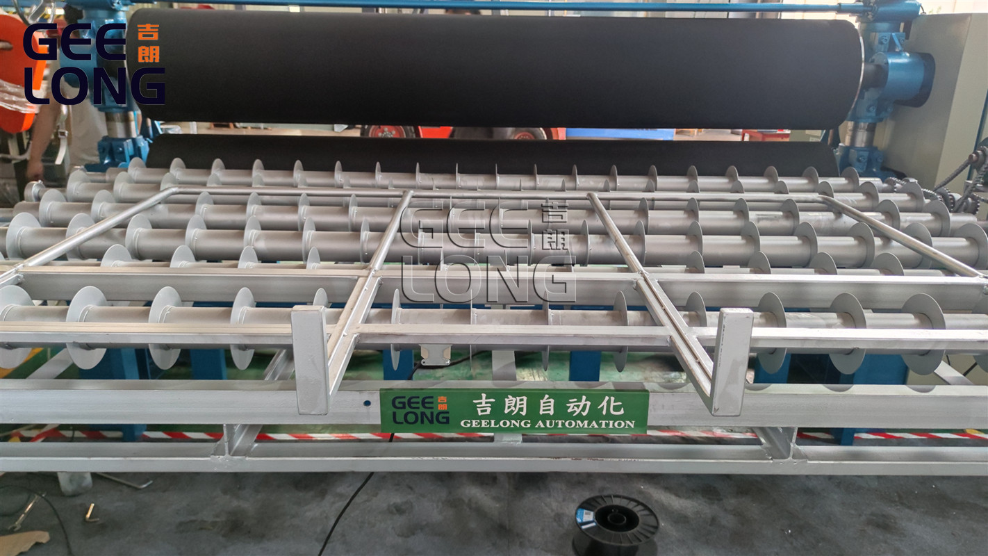 Loading and unloading rack for glue spreader machine