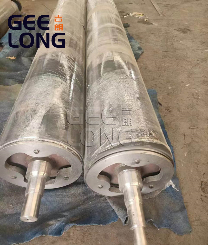 Steel roller for glue spreader machine