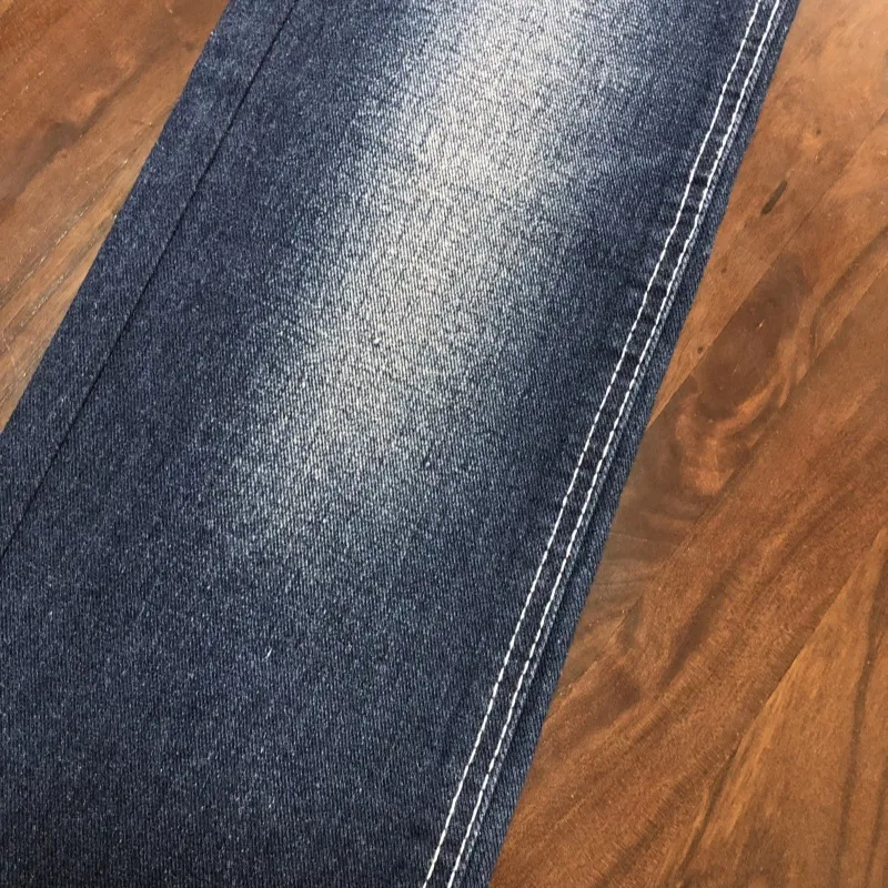 11,8 OZ jeans en denim brut Indigo dur