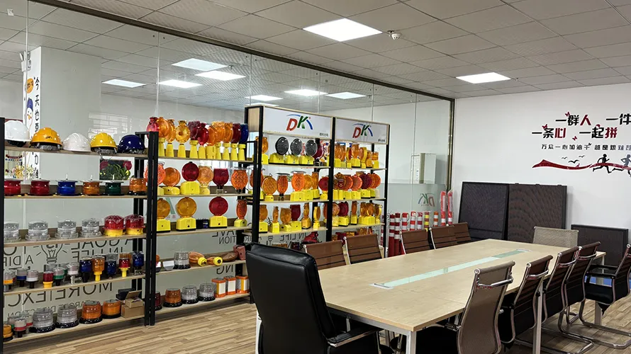 Safety Helmet Manufacturer Deke