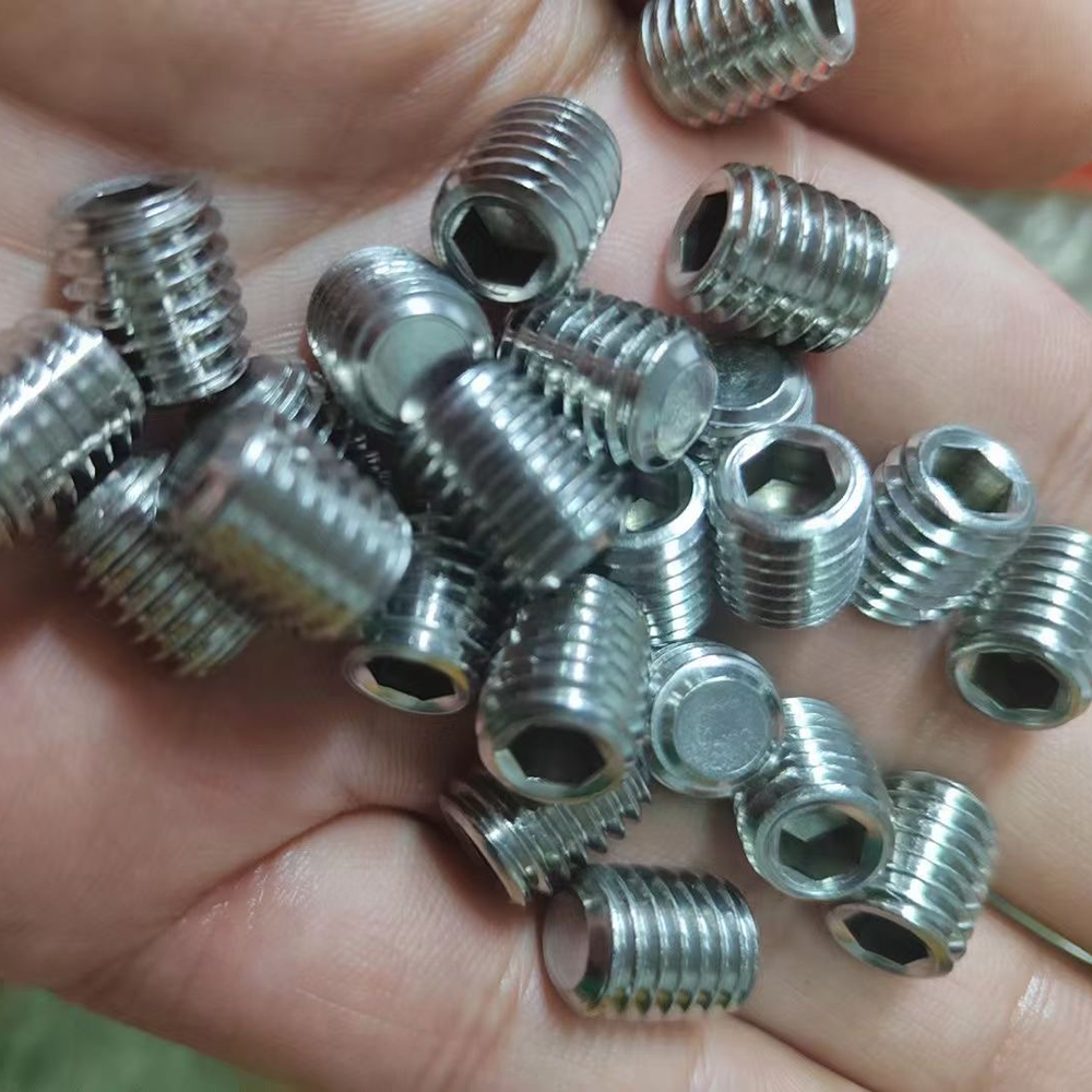 Small Screws, Big Impact: Unsung Heroes in Industry
