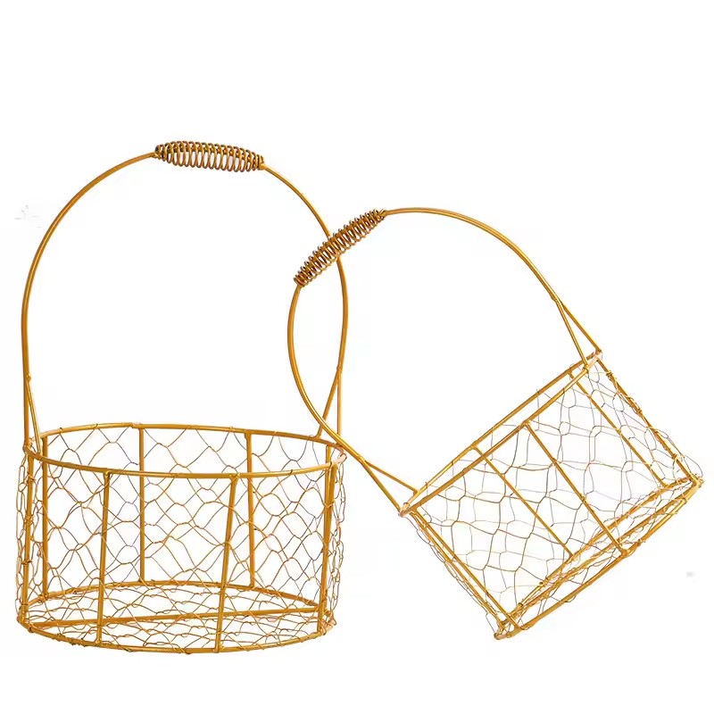 Iron gold wire basket