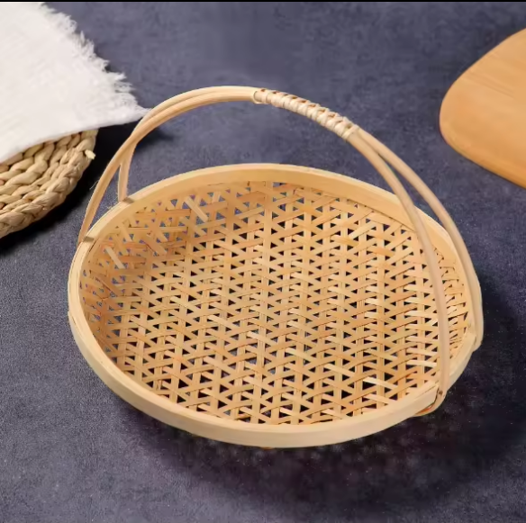 Bamboo food basket