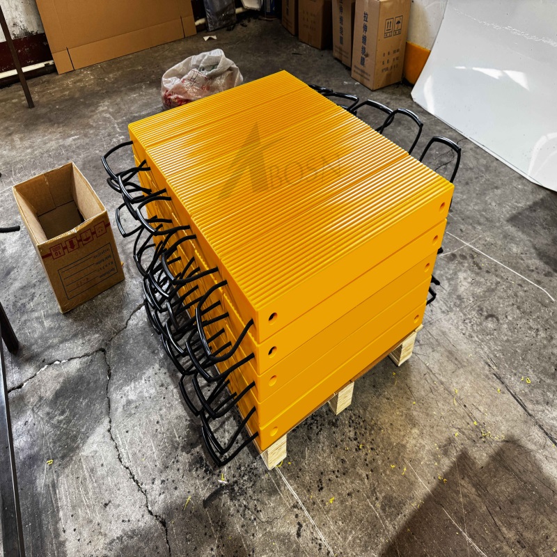 Rectangular Pure Material Outrigger Pads