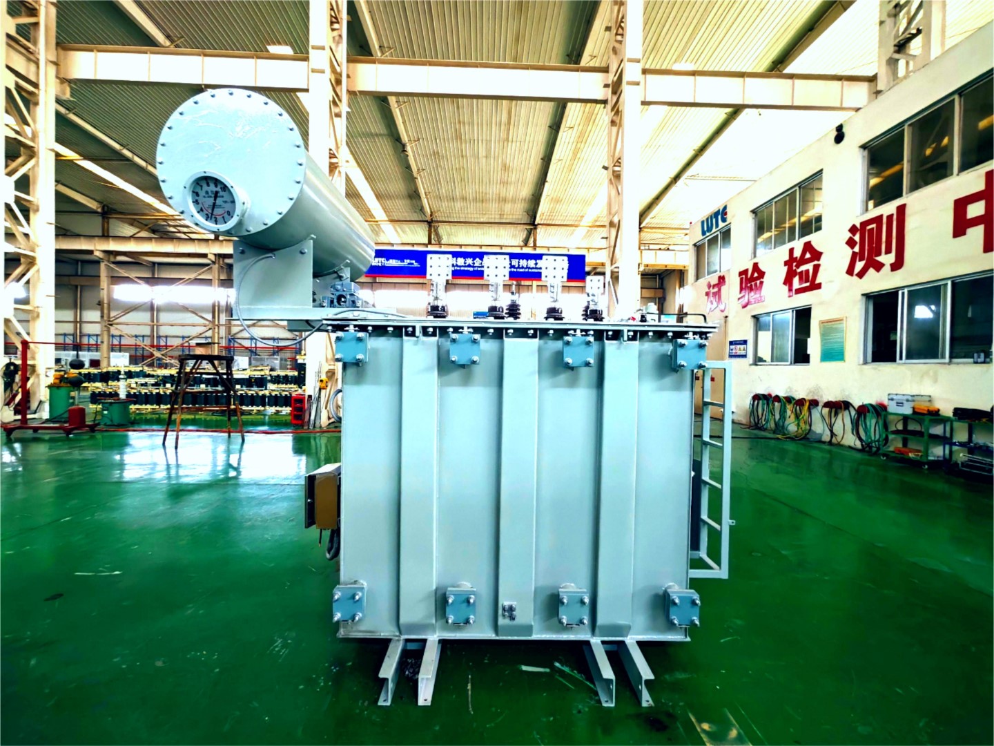 800~5000KVA Oil-immersed Transformers