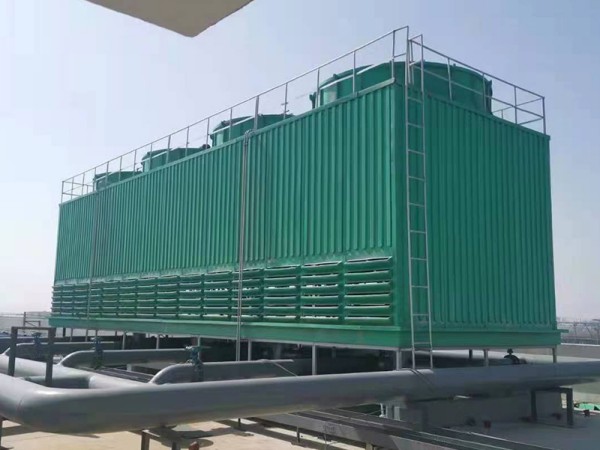 Crossflow vs. Counterflow Cooling Towers: Key Differences and Selection Guide