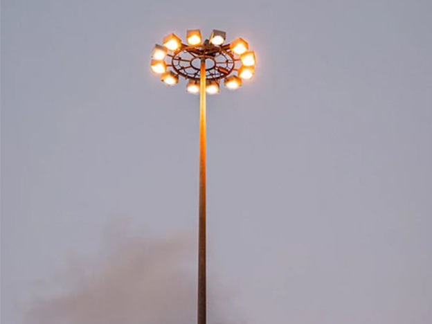 The application and development trends of high pole lights in different fields, as well as their contribution to urban lighting and environmental quality.