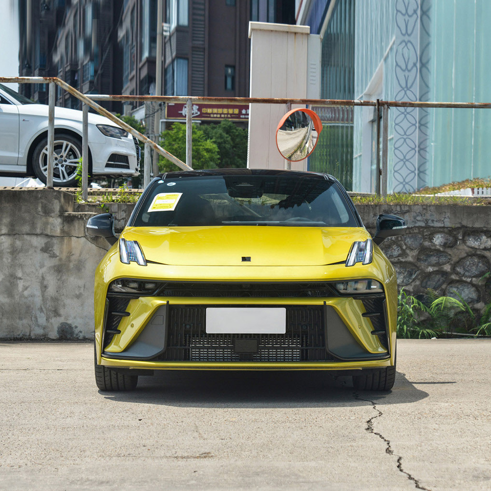 LYNK&CO 03 Sedan Gasoline