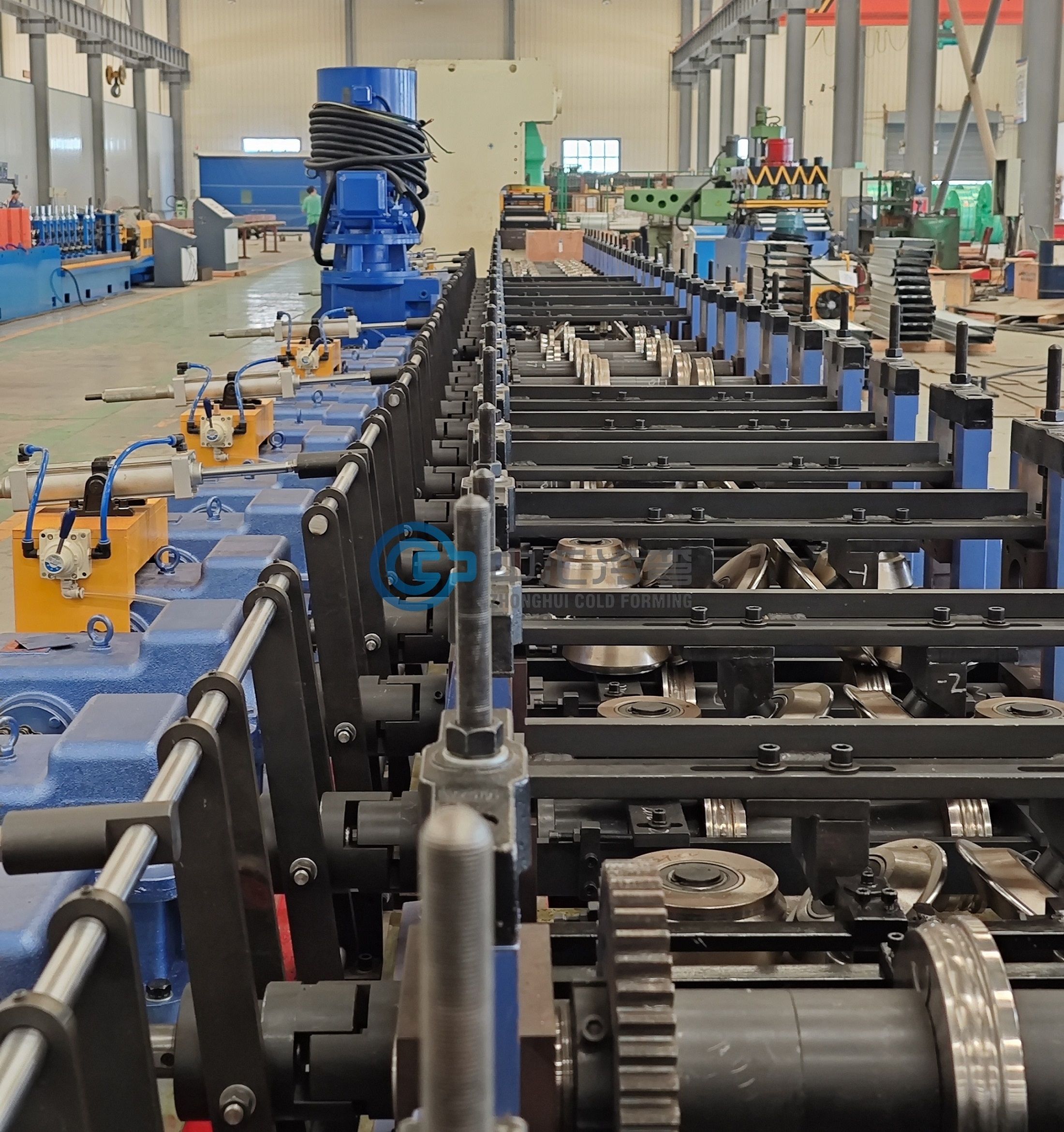 The  Cold Roll Forming Machine Has Been Exported to Dubai