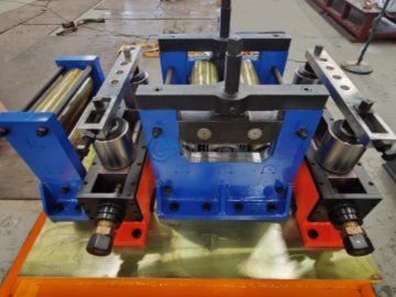 What Role Does the Leveling Machine Play in Steel Processing?