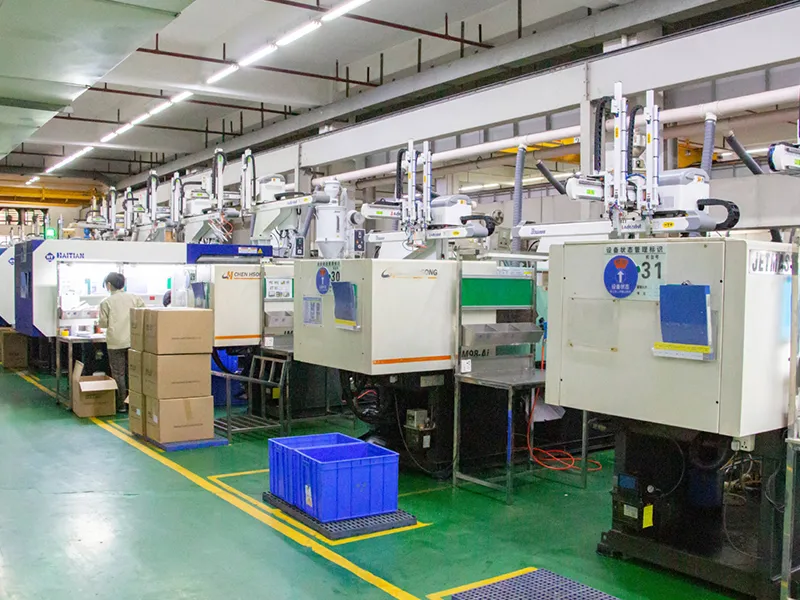 Production Line Injection Machine Production Line | Plastic injection Molding Companies - YongChao