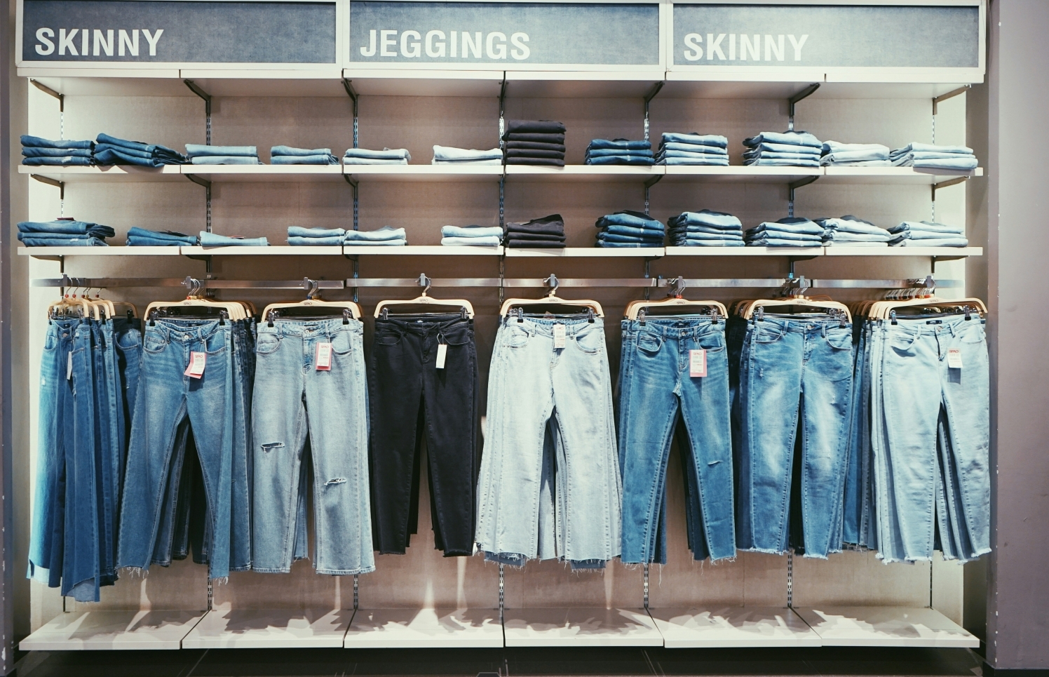 Top 10 Private Label Clothing Manufacturers in the USA: A Comprehensive Guide