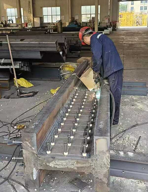 Israeli Customers' Visit to Jinan Xin Jiyuan: Showcasing Strength in Steel Structure Manufacturing