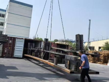 JINAN XIN JIYUAN Special Section Tube Co.Ltd. : Steel components gather at Qingdao Port, set out for a new journey to Israel
