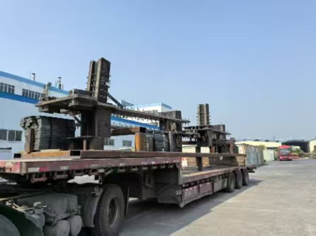 JINAN XIN JIYUAN Special Section Tube Co.,Ltd. : Steel components gather at Qingdao Port, set out for a new journey to Israel