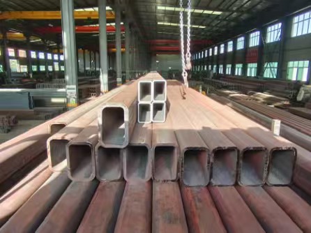 JINAN XIN JIYUAN Special Section Tube Co., Ltd. Sees Surge in Shipping Volume, Boosting National Construction