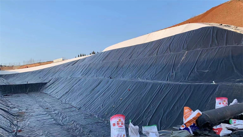 Geomembrane Liner is a high-performance waterproof material