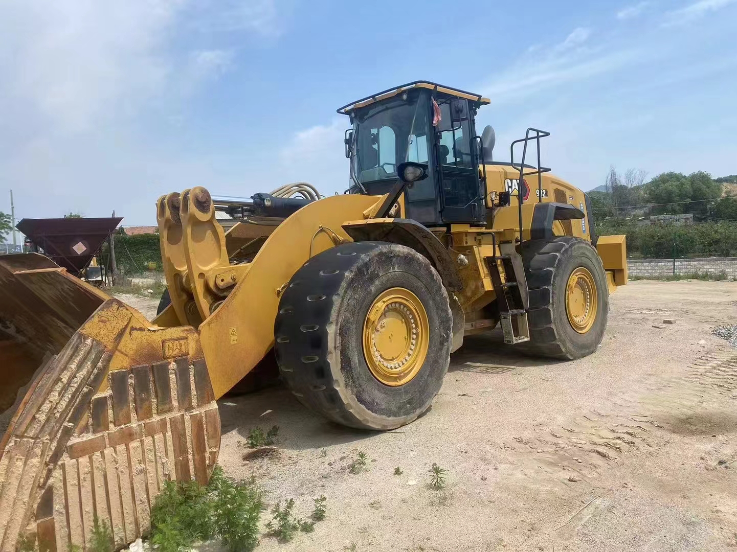 CAT 982 Wheel Loader