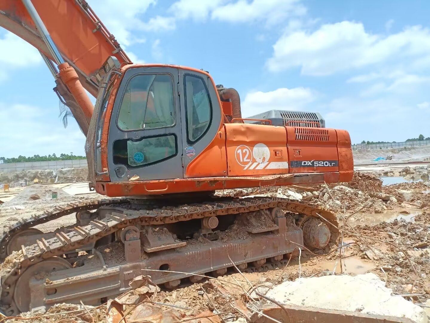 Doosan DX520 Excavator