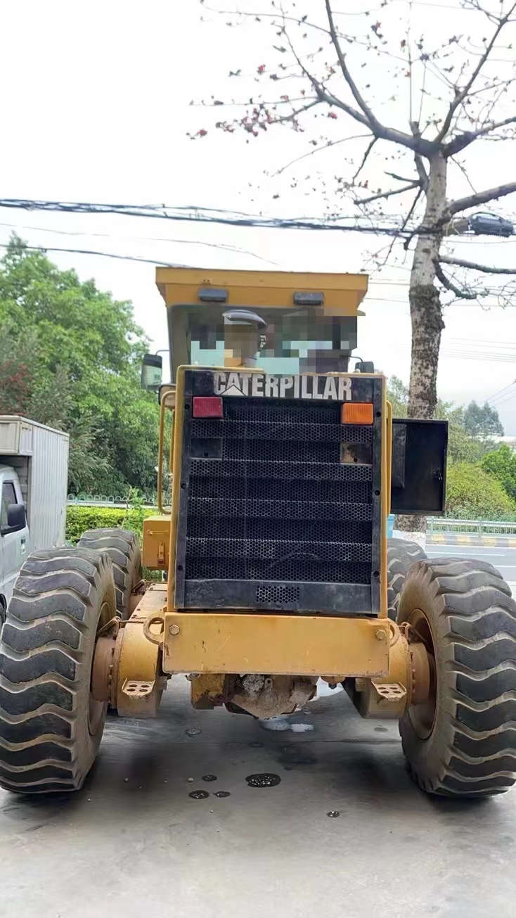 Caterpillar 140H Grader