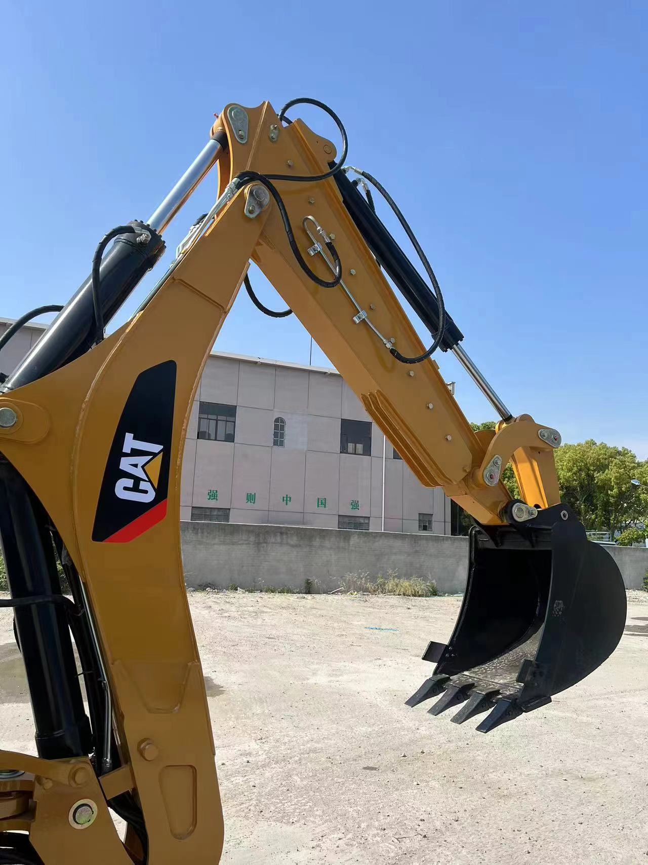 CAT 420F Backhoe Loader