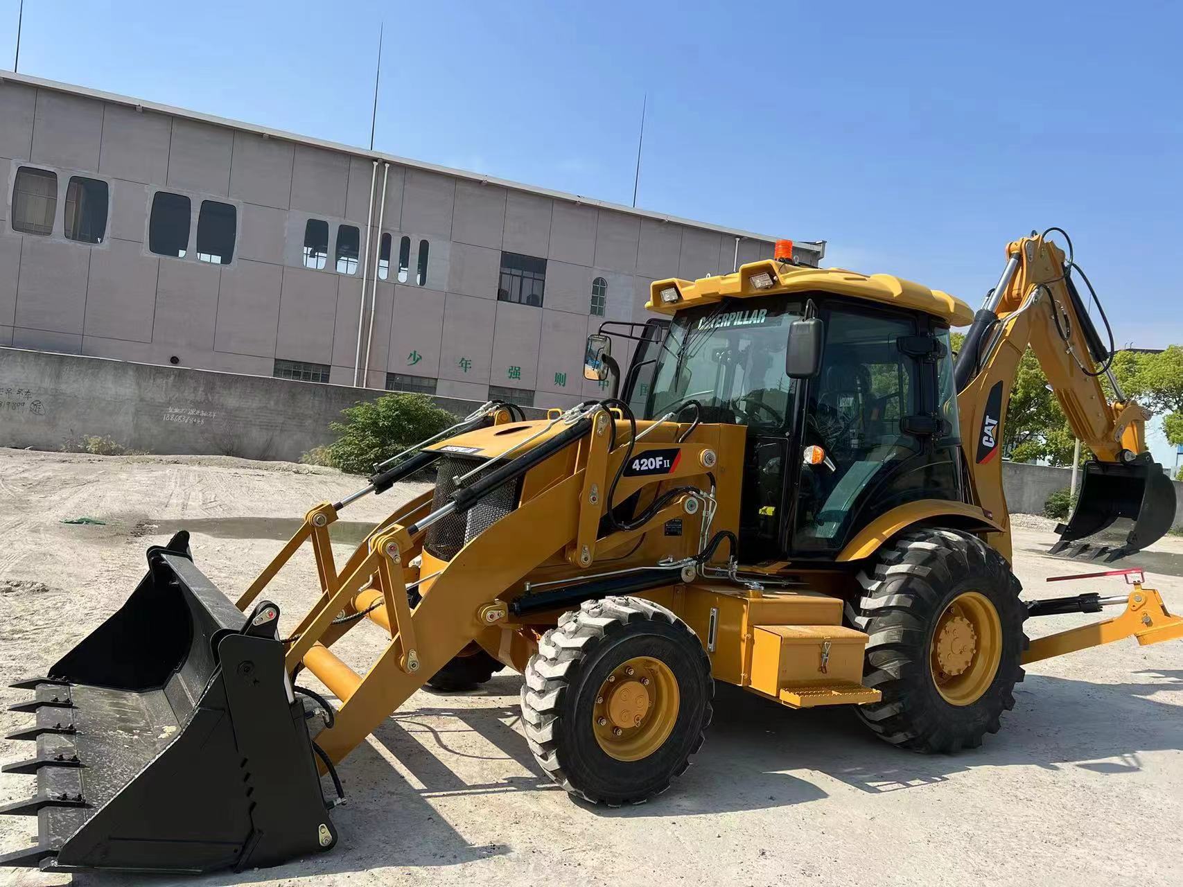 CAT 420F Backhoe Loader