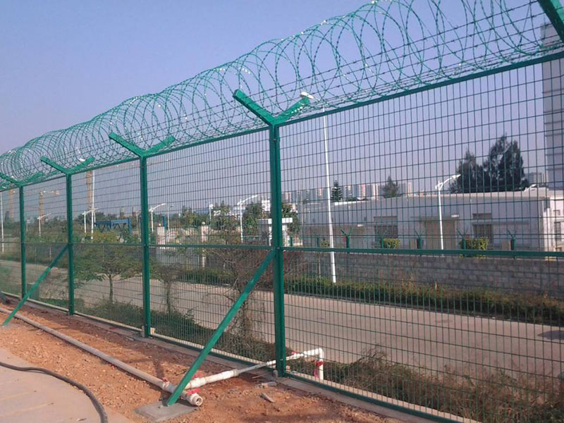 Y-Shaped Column Airport Fence