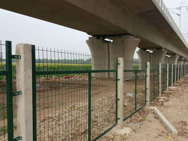 Railway Roadbed Slag Retaining Net Protective Fence Gate