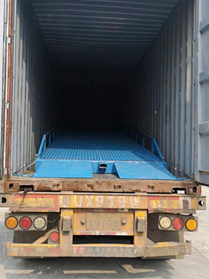 Mobile Loading Ramp