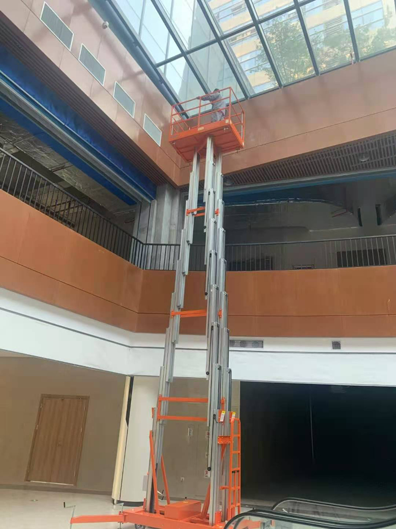 Vertical mast lift