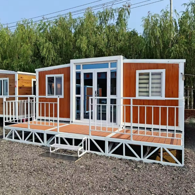 Expandable push-pull container house