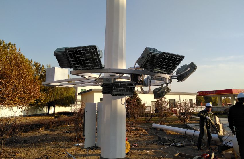 Why is the lamp head of the high mast light poles tilted?