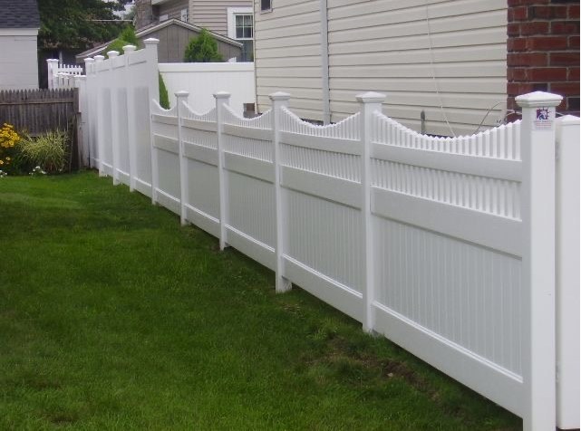 Are PVC Picket Fences and Vinyl Fences the Same?
