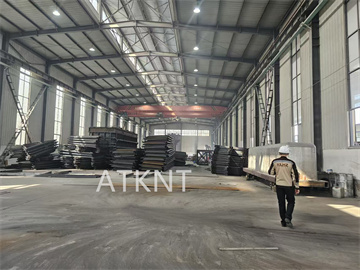 Representatives from KLMZ Company in Kazakhstan came to our company for a visit and inspection