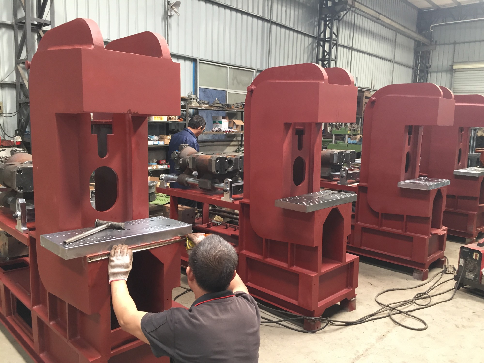 How JIEYANG Make Plastic Injection Machines?