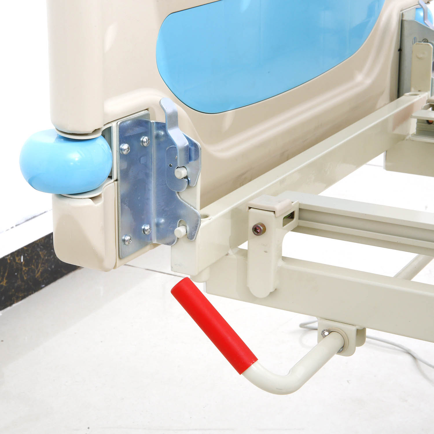 How do medical nursing beds help in hospital work?