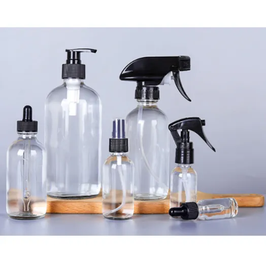 واضح بوسطن زجاجات مستديرة مع الرشاشات